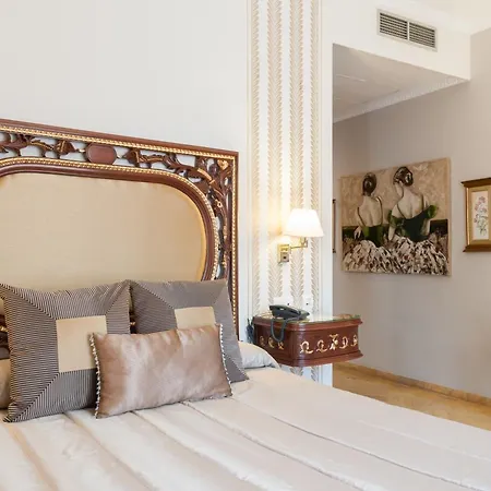 Adriano Boutique Отель