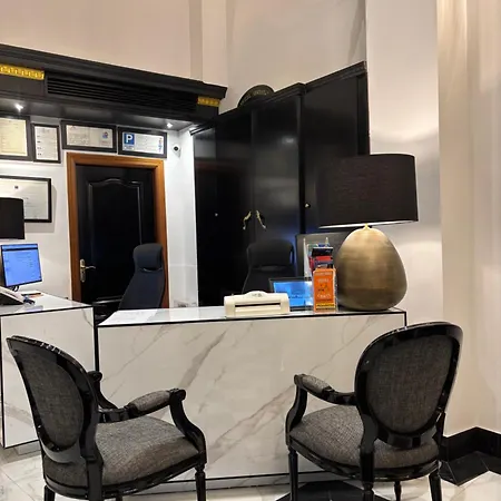 Adriano Boutique Отель