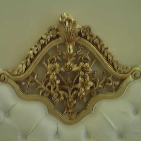 Adriano Boutique Отель 3*