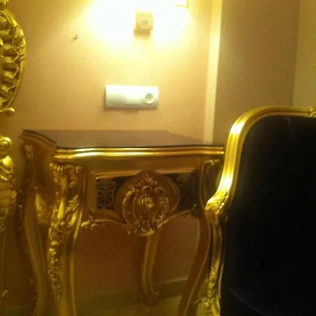 아드리아노 부티크 3*