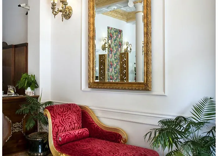 Hotel Adriano Boutique 3*