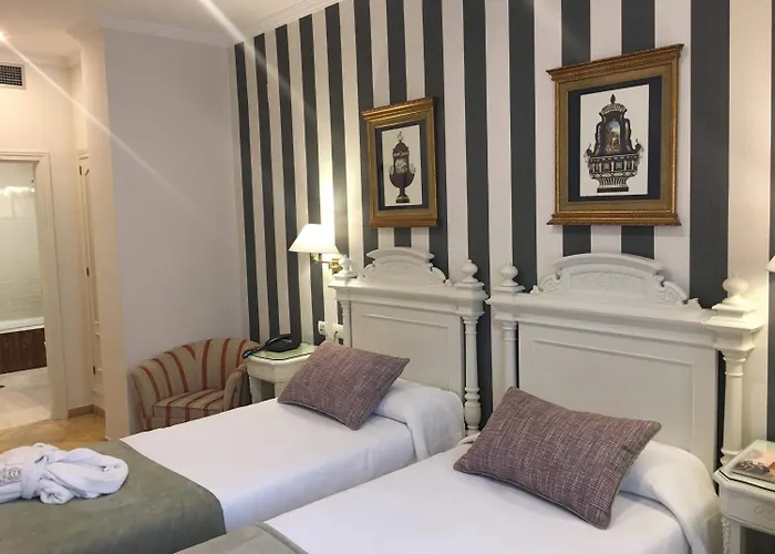 Hotel Adriano Boutique 3*